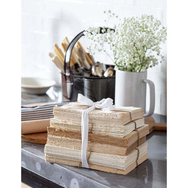 Vintage Unbound Books Regina Andrew Detroit