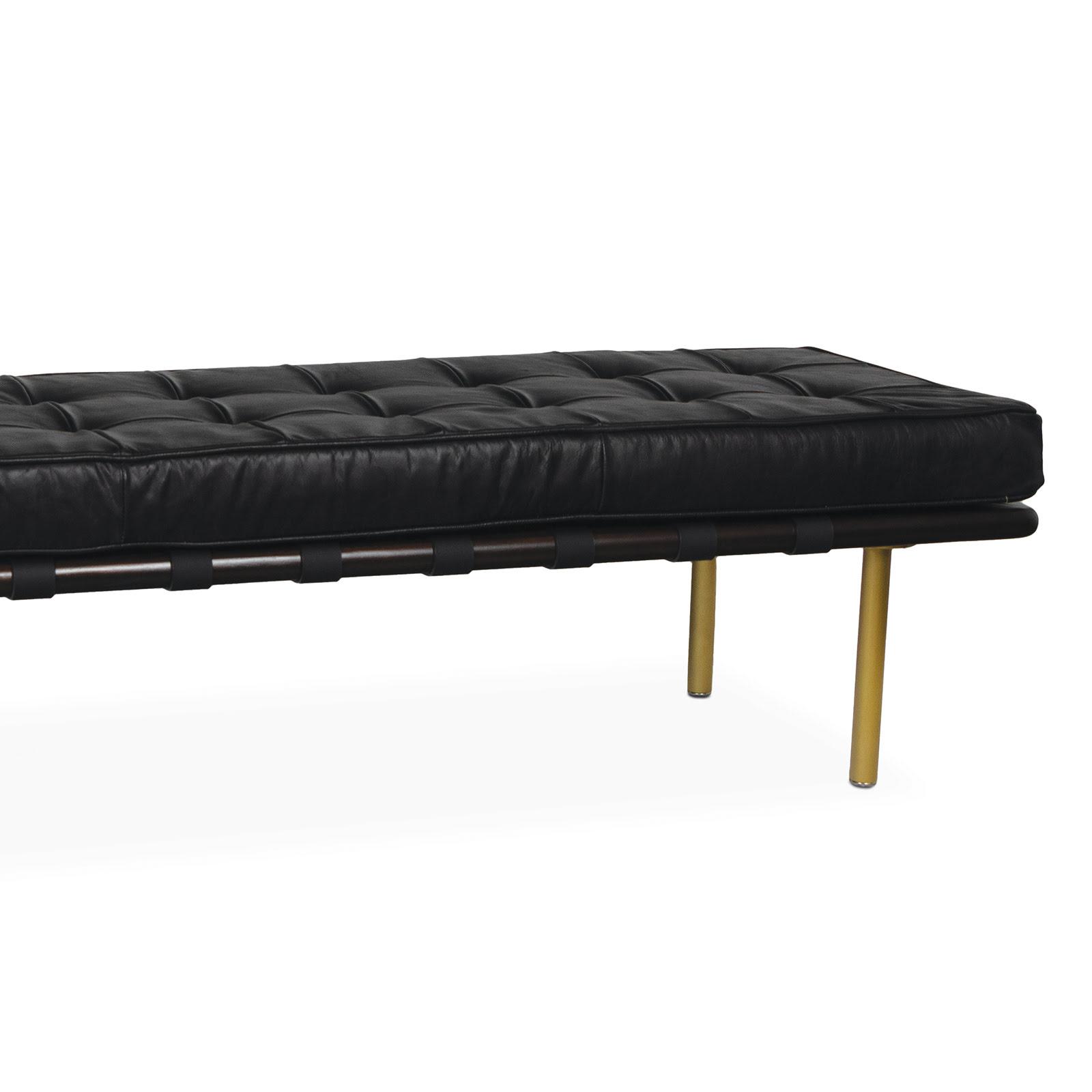 Regina Andrew Tufted Gallery Bench